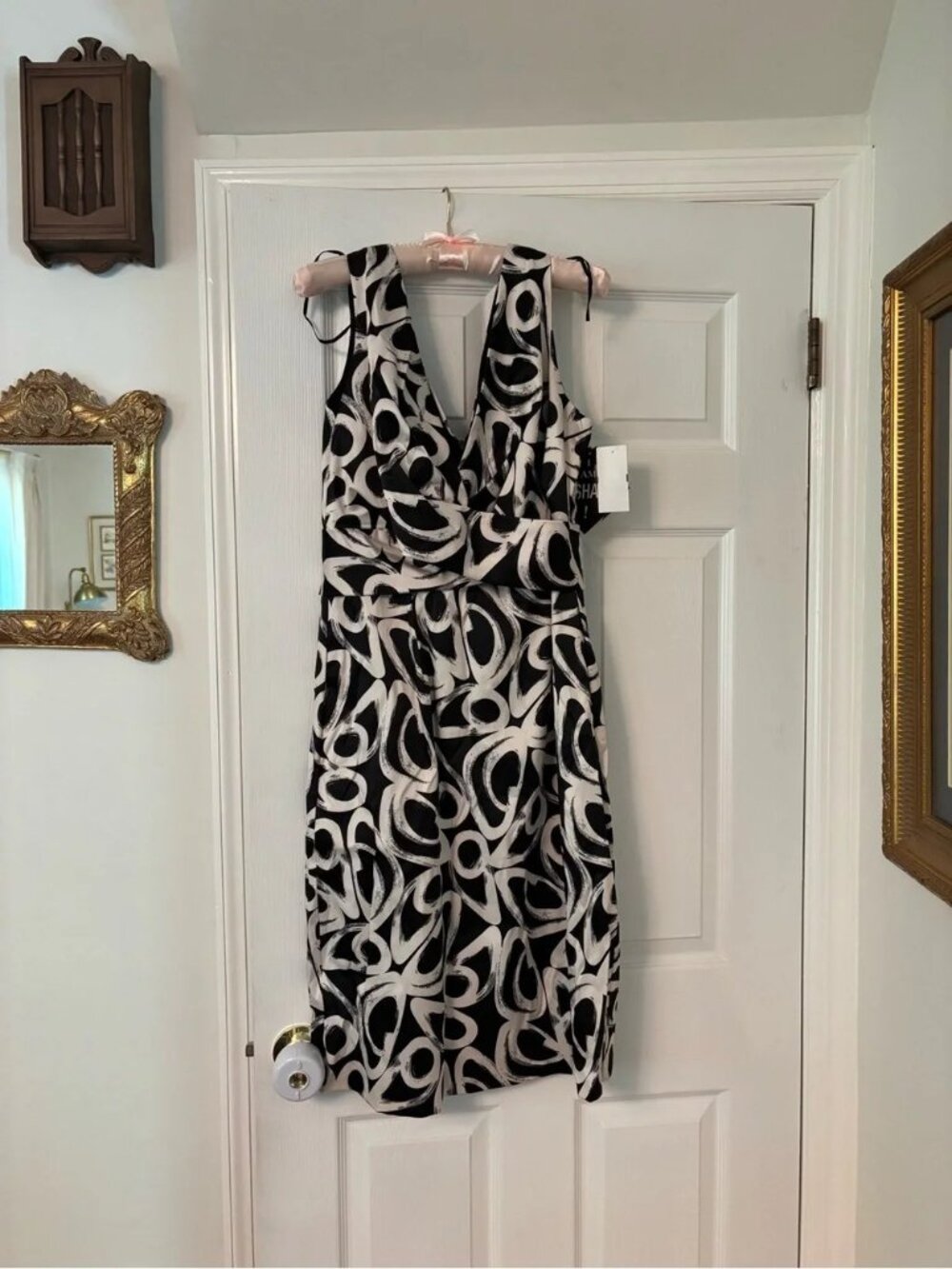 NWT Size 14 Black and White patterned cocktail dress
